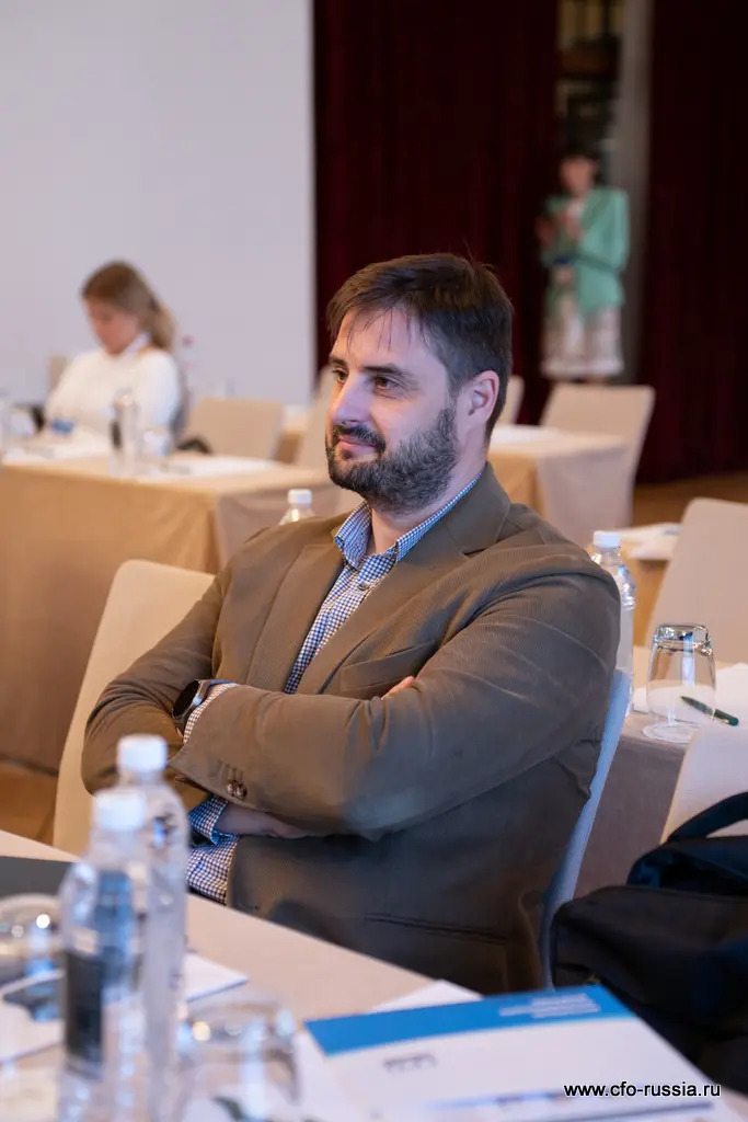 Роман Быстров<br />
Head of procurement direction<br />
ЮНИРЕСТ _NPY9027_Быстров.jpg