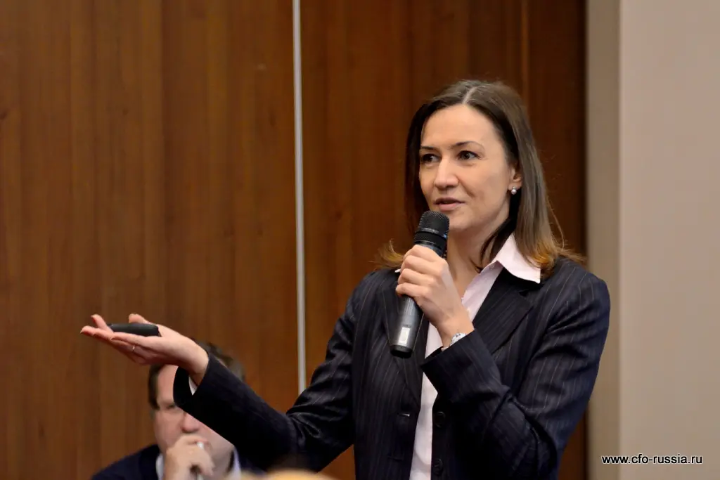 Юлия Павлова<br />
Директор по глобальной трансформации бизнеса<br />
Avon 282.jpg