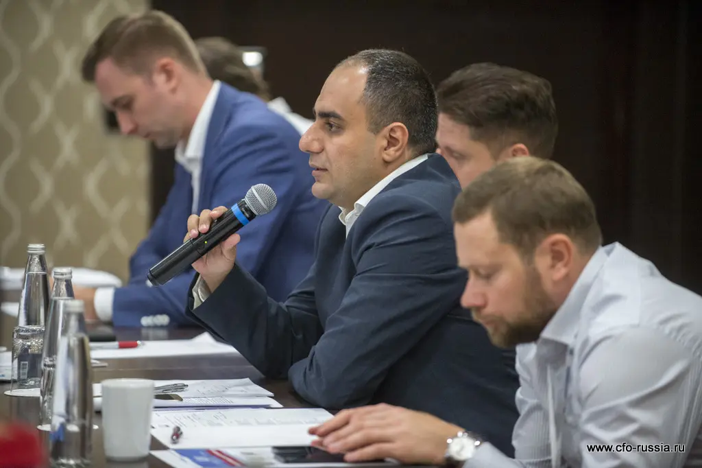 Товмас Папоян<br />
Руководитель программы повышения эффективности<br />
МегаФон ART_4268.JPG