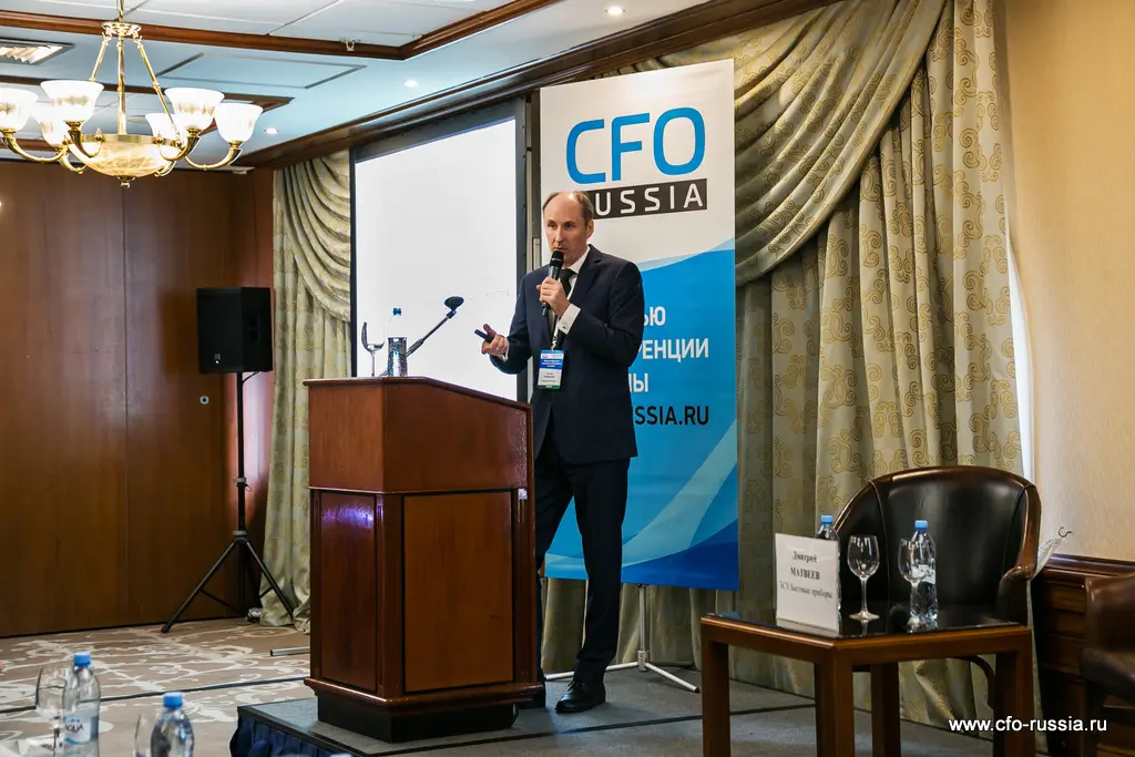 Степан Любавский<br />
Начальник отдела налогового планирования и контроля<br />
ЕвросетьРитейл 3V9A9161.jpg