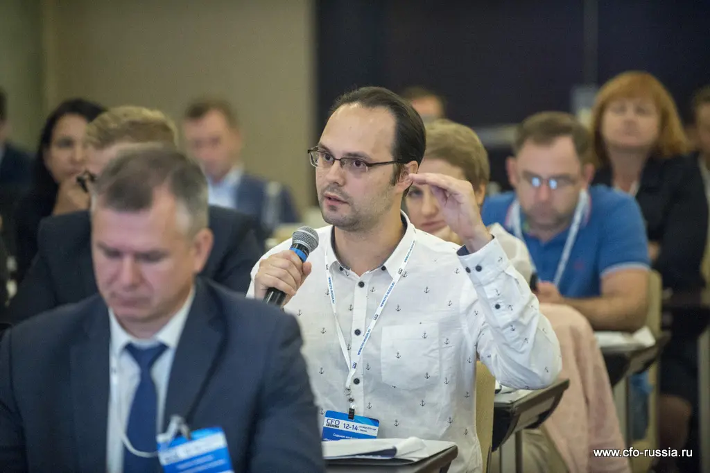 Дмитрий Локшин<br />
Руководитель отдела финансового контроля<br />
Danfoss ART_3336.JPG