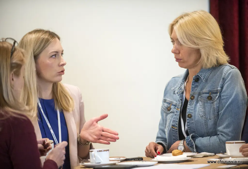 Елена Суркова и Светлана Беляева ART_8362.JPG