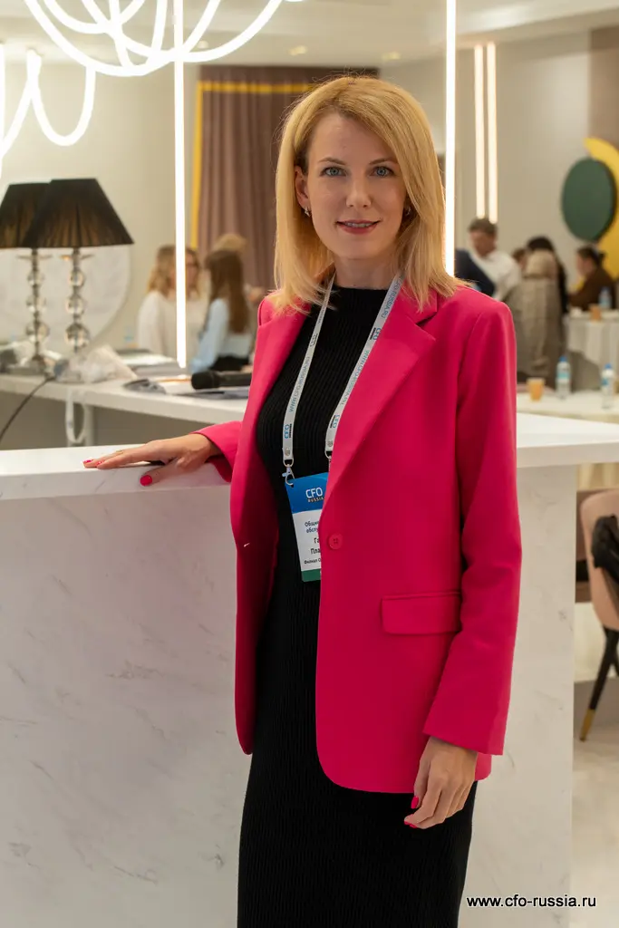 Галина Платыгина<br />
Директор центра документационного сопровождения<br />
Филиал ОЦО, Ростелеком _DSC6429 Платыгина.JPG