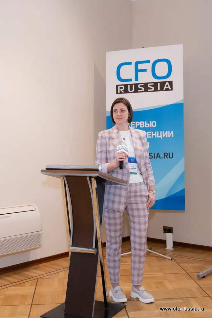 Елена Колесникова<br />
Руководитель портфеля продуктов<br />
Naumen _MG_9712 Колесникова.JPG