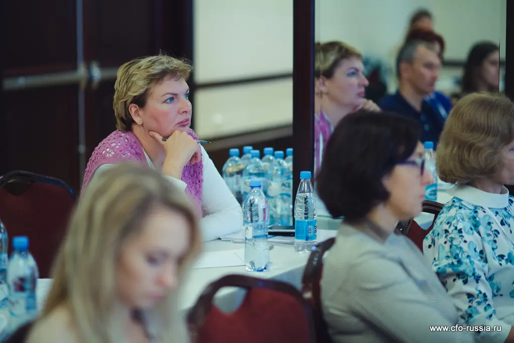 Наталья Дронова<br />
Руководитель отдела методологии бухгалтерского учета и налогообложения<br />
РОЛЬФ IMG_8439.jpg