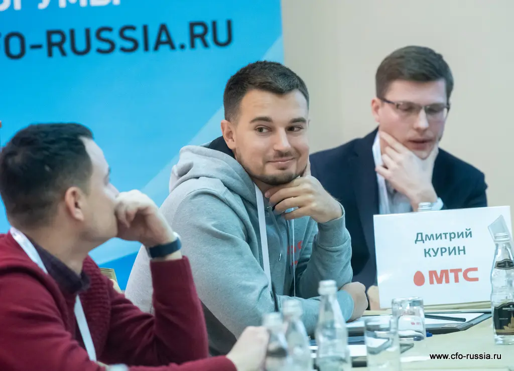 Андрей Молчанов, заместитель директора департамента слияний и поглощений, Mail.ru Group, и Дмитрий Курин, руководитель MTS Startup Hub, МТС ART_8825.JPG