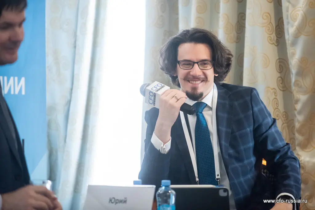 Юрий Гершов<br />
Заместитель начальника департамента финансов<br />
Россети gershov_9945.jpg