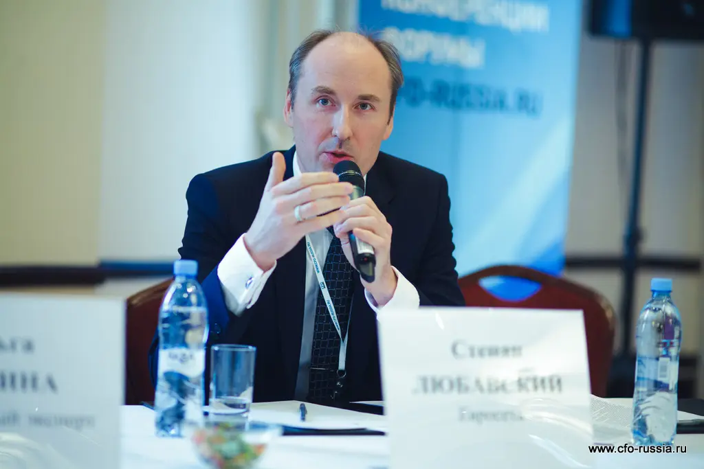 Степан Любавский<br />
Начальник отдела налогового планирования и контроля<br />
Евросеть IMG_8975.jpg