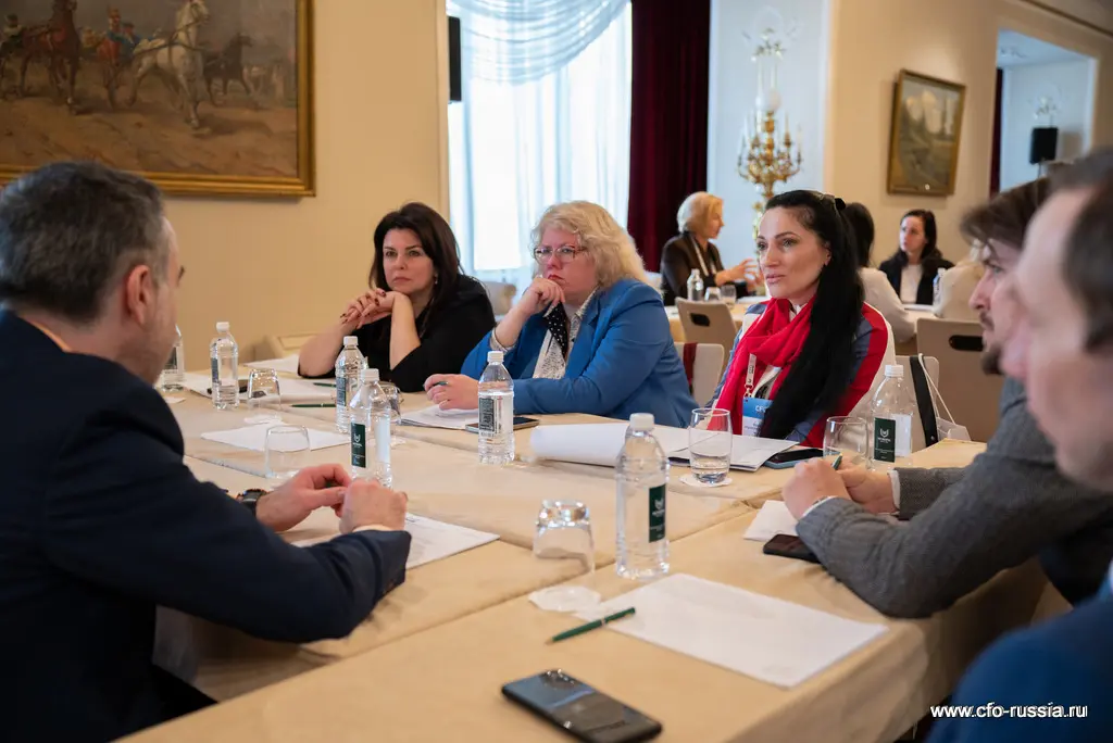 Также на мероприятии обсудили методы поддержания спроса на жилье в новостройках и сохранение объемов строительства _NPY1976.jpg