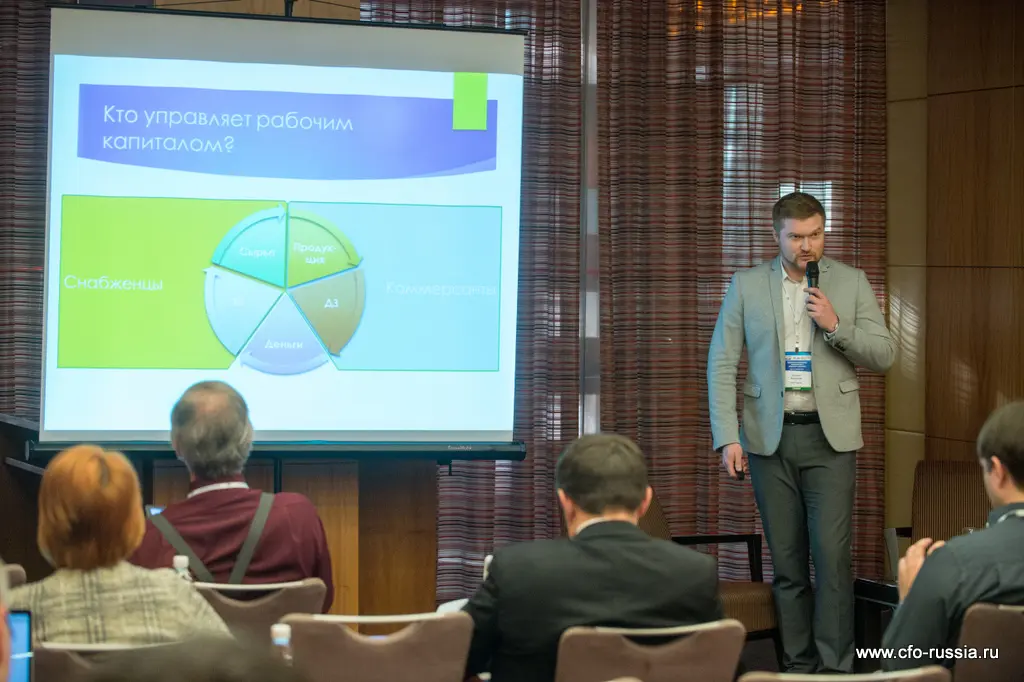 Руслан Воронов<br />
Начальник отдела управления оборотным капиталом<br />
Группа ЛСР 4294.JPG