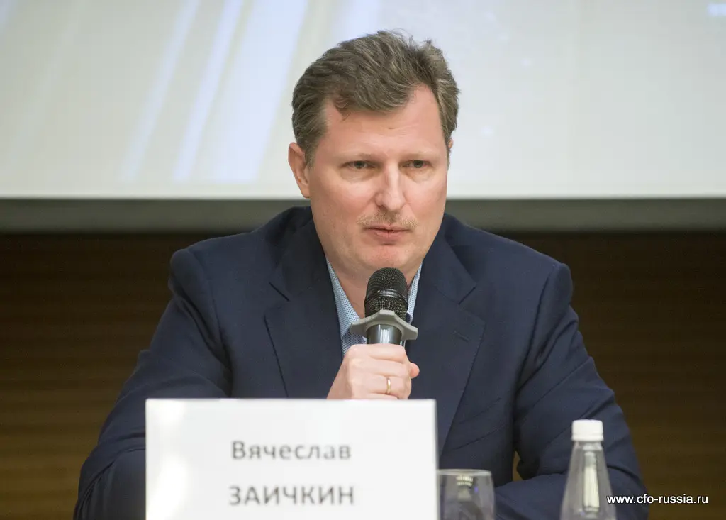 Вячеслав Заичкин<br />
Директор департамента информационных технологий <br />
CARCADE Лизинг zaichkin.JPG