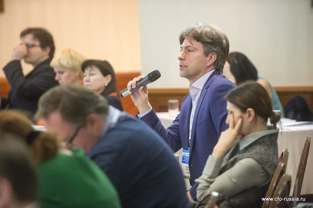 Евгений Терехов<br />
Коммерческий директор угольного дивизиона (бывший руководитель казначейства)<br />
Евраз ART_8364.JPG