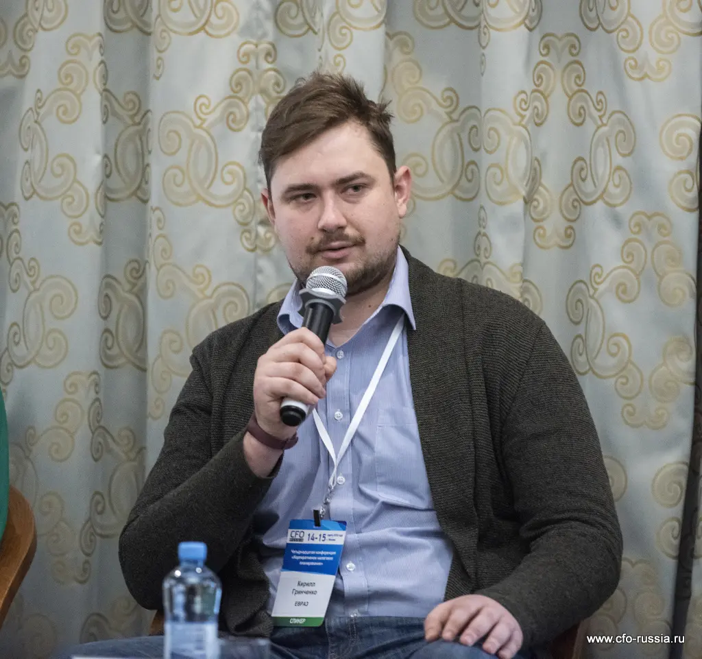 Кирилл Гринченко<br />
Руководитель блока налоговых и иных обязательных платежей<br />
ЕВРАЗ  ART_8943.JPG