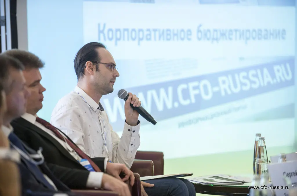 Дмитрий Локшин<br />
Руководитель отдела финансового контроля<br />
Danfoss ART_3407.JPG