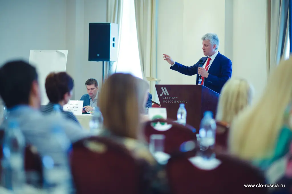 Михаил Орлов<br />
Руководитель департамента налогового и юридического консультирования<br />
КПМГ IMG_8705.jpg