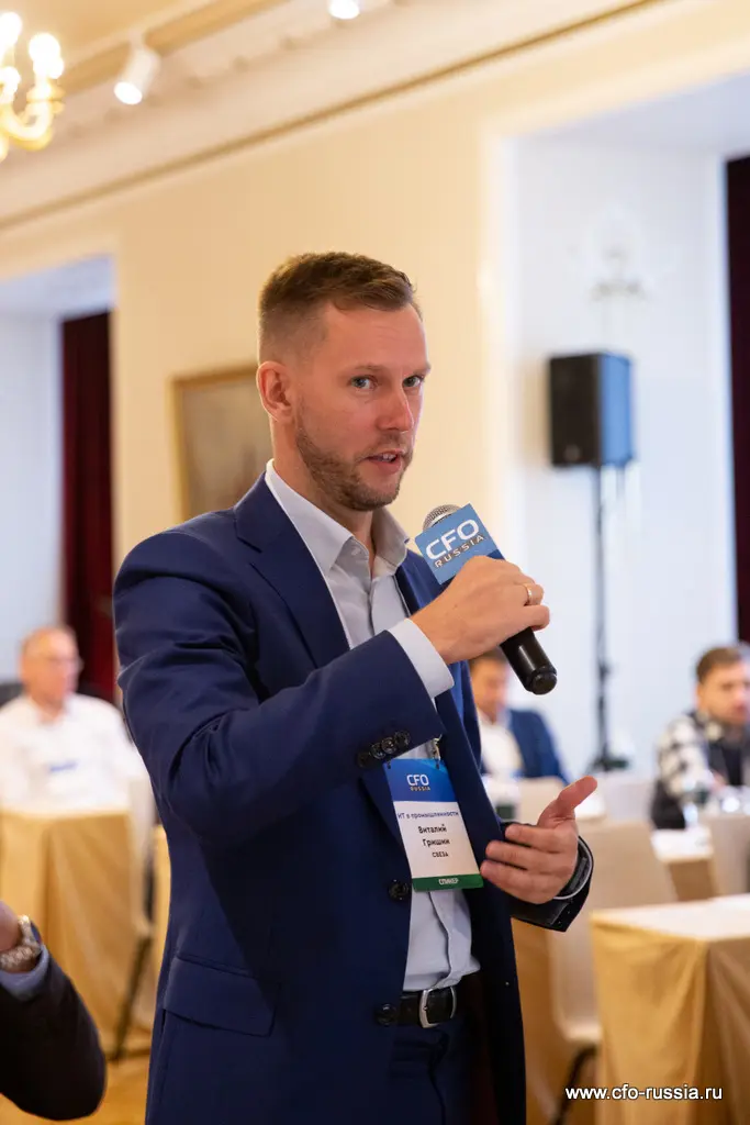 Виталий Гришин<br />
Руководитель направления по улучшению бизнес-процессов<br />
СВЕЗА _MG_9550 Гришин.JPG