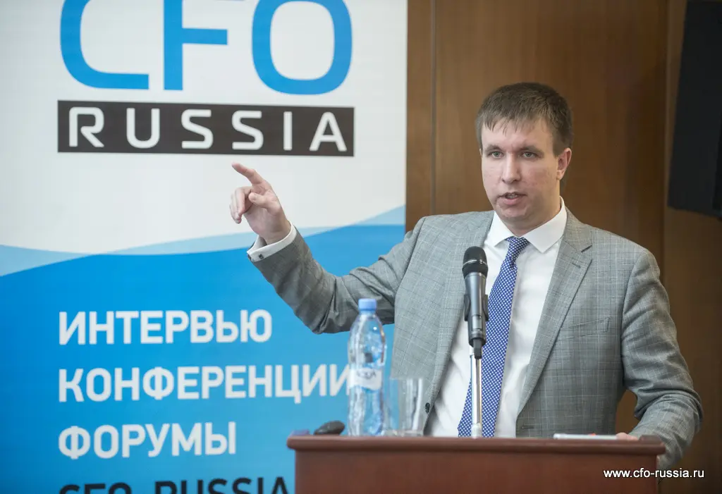 Андрей Жаков<br />
Директор финансового департамента<br />
УК Мечел-Сталь ART_6083.JPG