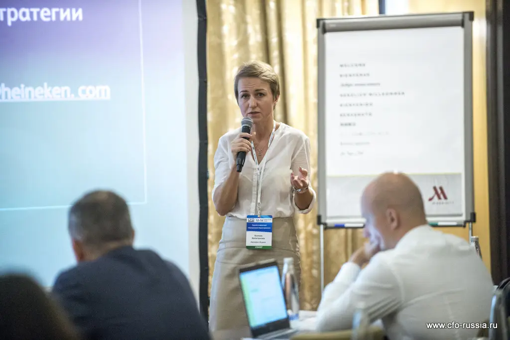 Ксения Капитанова<br />
Стратегический бизнес-контролер<br />
Heineken Russia ART_3240.JPG