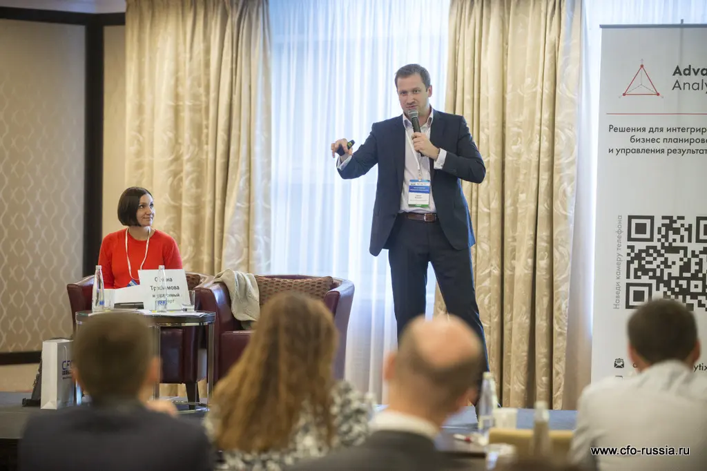 Павел Барило<br />
Заместитель финансового директора, финансовый контроллер<br />
Сибирская генерирующая компания ART_4120.JPG