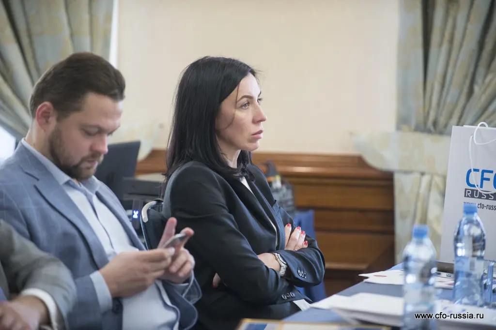 Оксана Мамичева<br />
Руководитель Управления кредитного контроля<br />
MERLION ART_6120.JPG