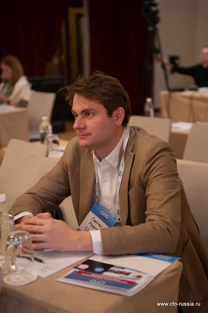 На конференции был представлен аналитический доклад о влиянии макроэкономики на планирование и прогнозирование в компании _NPY5115.jpg