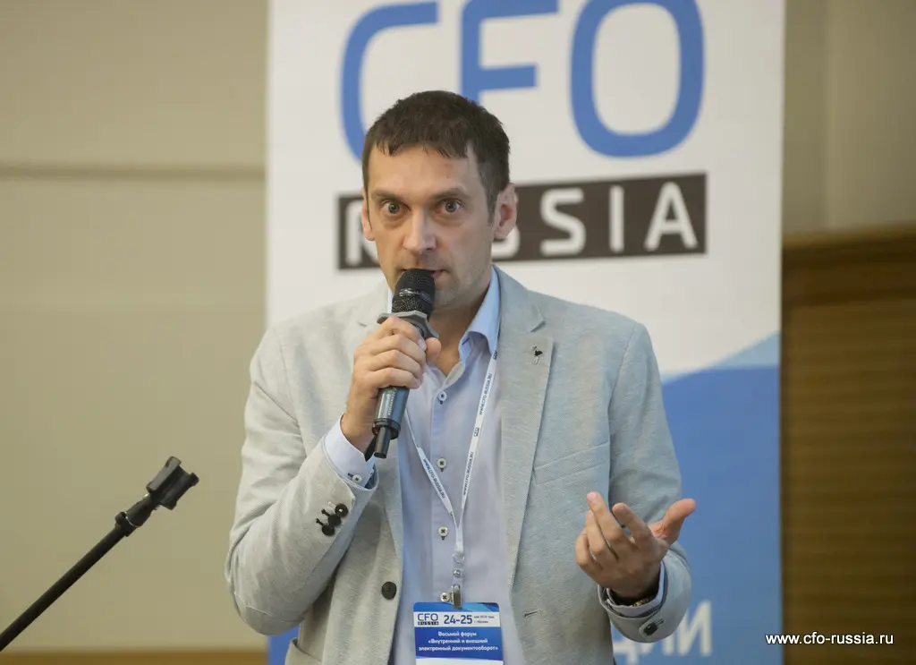 Алексей Коряков<br />
Руководитель программы проектов<br />
X5 Retail Group koryakov1.JPG