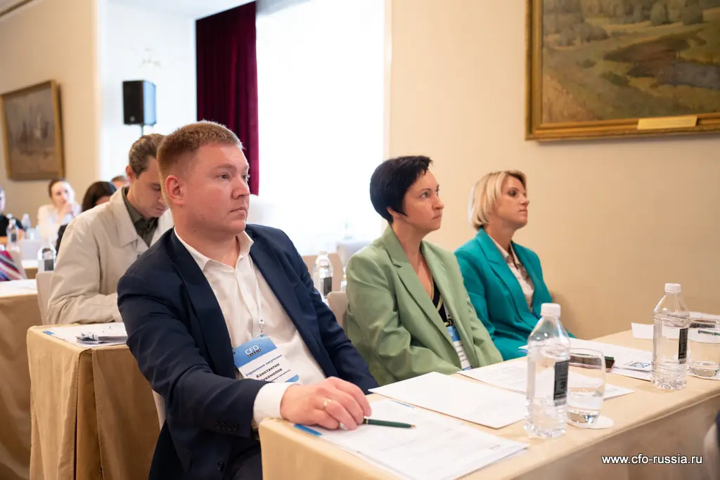 Наталия Шашкина<br />
директор по закупкам СБЕ Минеральная изоляция<br />
ТЕХНОНИКОЛЬ _NPY9193_Шашкина.jpg