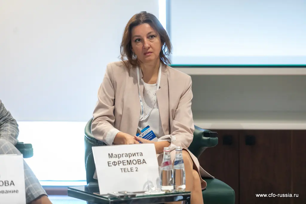 Маргарита Ефремова<br />
Директор по корпоративной отчетности<br />
Tele2 Efremova.jpg