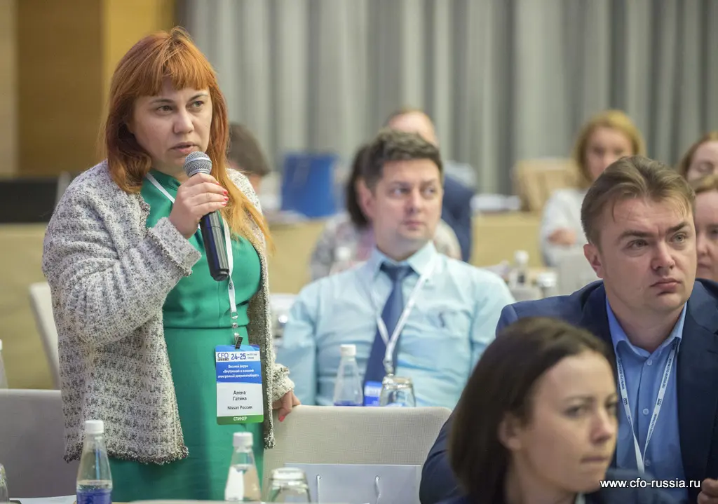 Алена Гатина<br />
Главный бухгалтер<br />
Nissan Россия  gatina.JPG