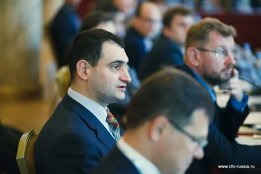 Дмитрий Кравченко<br />
Финансовый директор<br />
Дочки-Сыночки CFO_032.JPG
