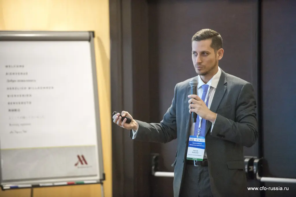 Сергей Коныгин<br />
Экономист<br />
Sberbank Investment Research ART_3095.JPG