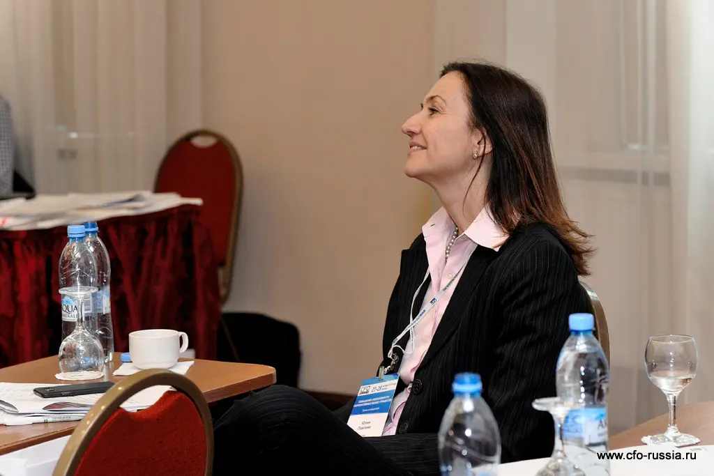 Юлия Павлова<br />
Директор по глобальной трансформации бизнеса<br />
Avon 358.jpg