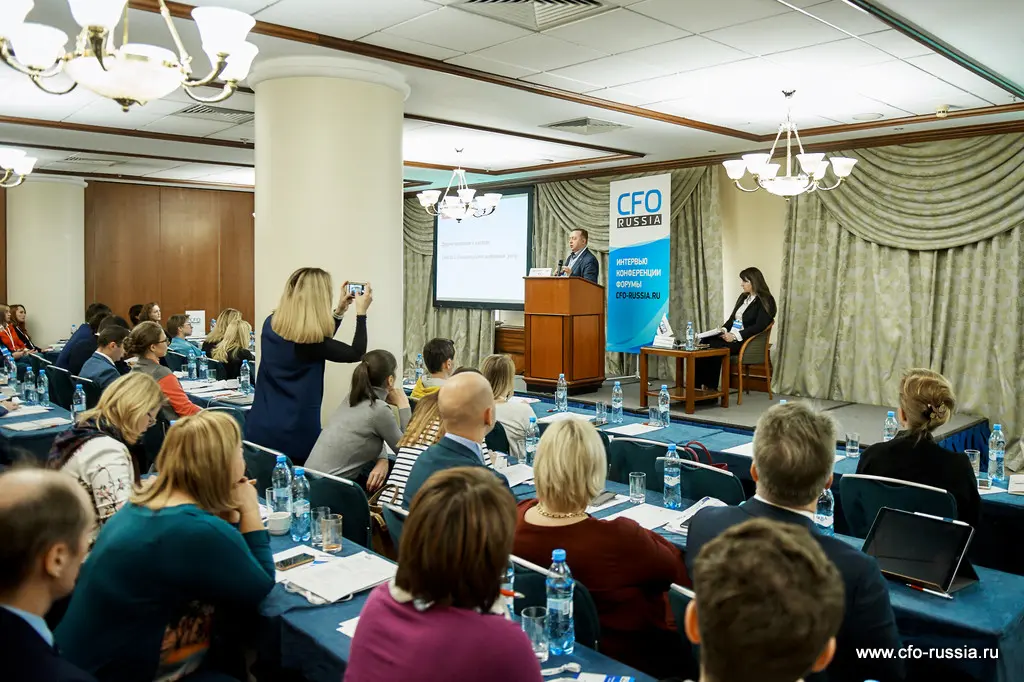 Дмитрий Корнев<br />
Директор департамента налогового администрирования<br />
МТС SAM_6280.jpg