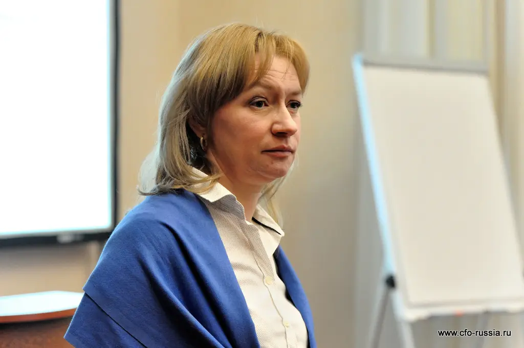 Елена Стрельченко<br />
Директор операционного управления<br />
СГ МСК 363.jpg