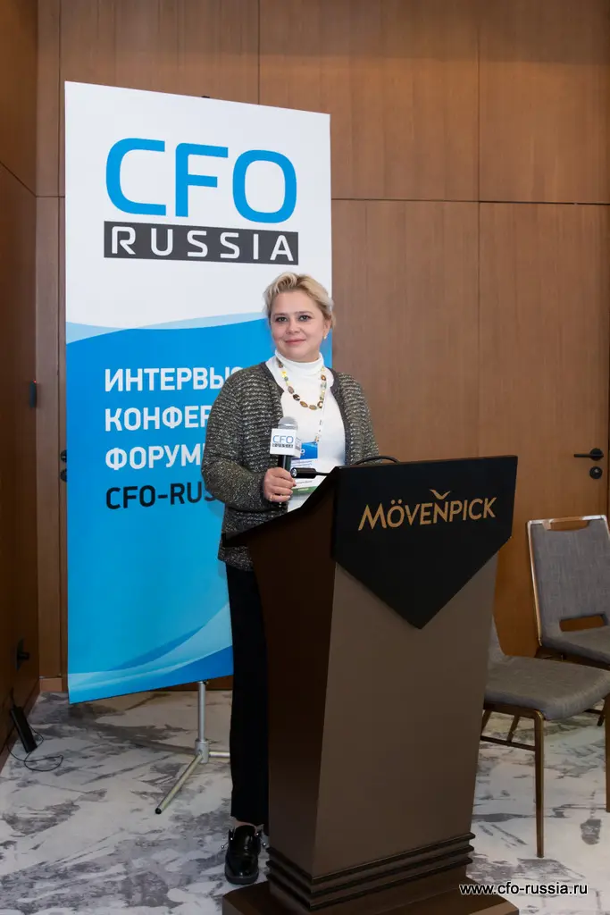 Наталья Захарова<br />
Вице-президент, начальник центра структурирования и продаж<br />
транзакционных продуктов<br />
Газпромбанк _MG_3772 Захарова.jpg