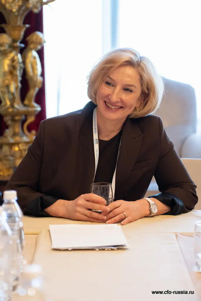 Вероника Конкина, директор по управлению рисками и внутреннему контролю недвижимости, MALLTECH, участвовала в обсуждении системы мониторинга рисков и прогноза последствий с учетом внешних экономических и политических факторов _NPY2013Вероника Конкина.jpg