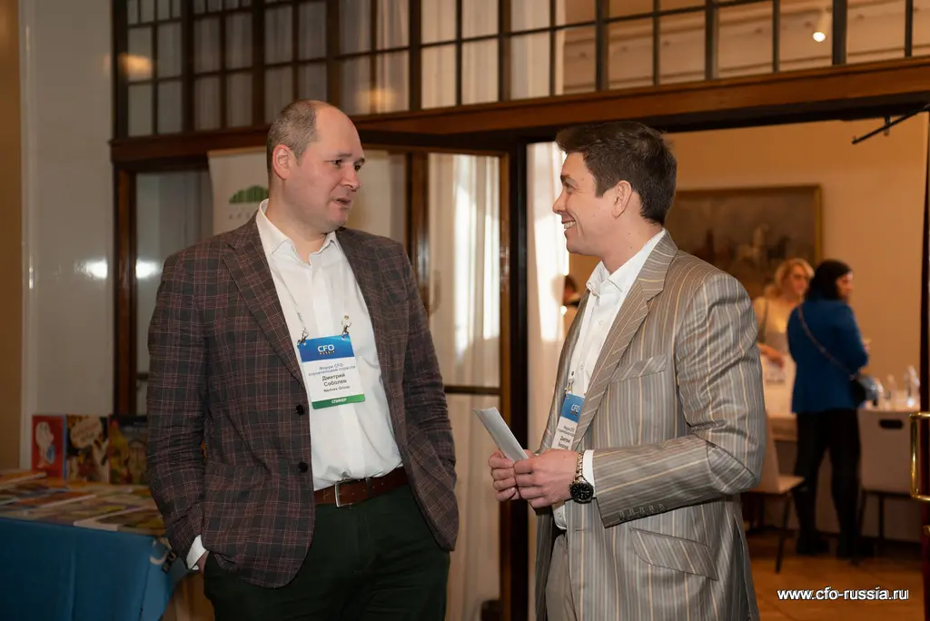 Модератор стола «Роль финансового директора» Дмитрий Соболев, финансовый директор, Nedvex Group, участвовал в обсуждении темы принятия верной стратегии в кризисный период _NPY2340Дмитрий Соболев.jpg