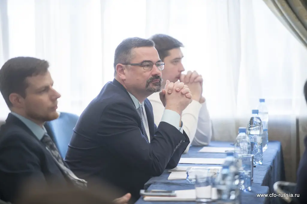 Илья Солнцев<br />
Начальник отдела казначейства<br />
МегаФон ART_6115.JPG