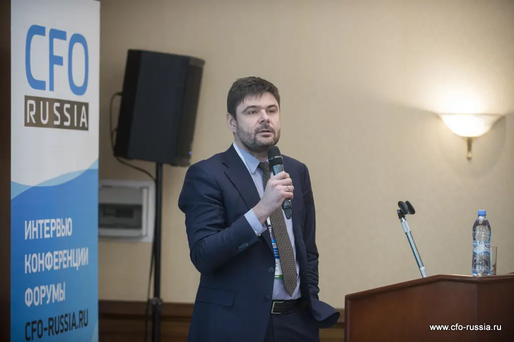 Андрей Божко<br />
Руководитель отдела казначейства<br />
GEFCO ART_6352.JPG