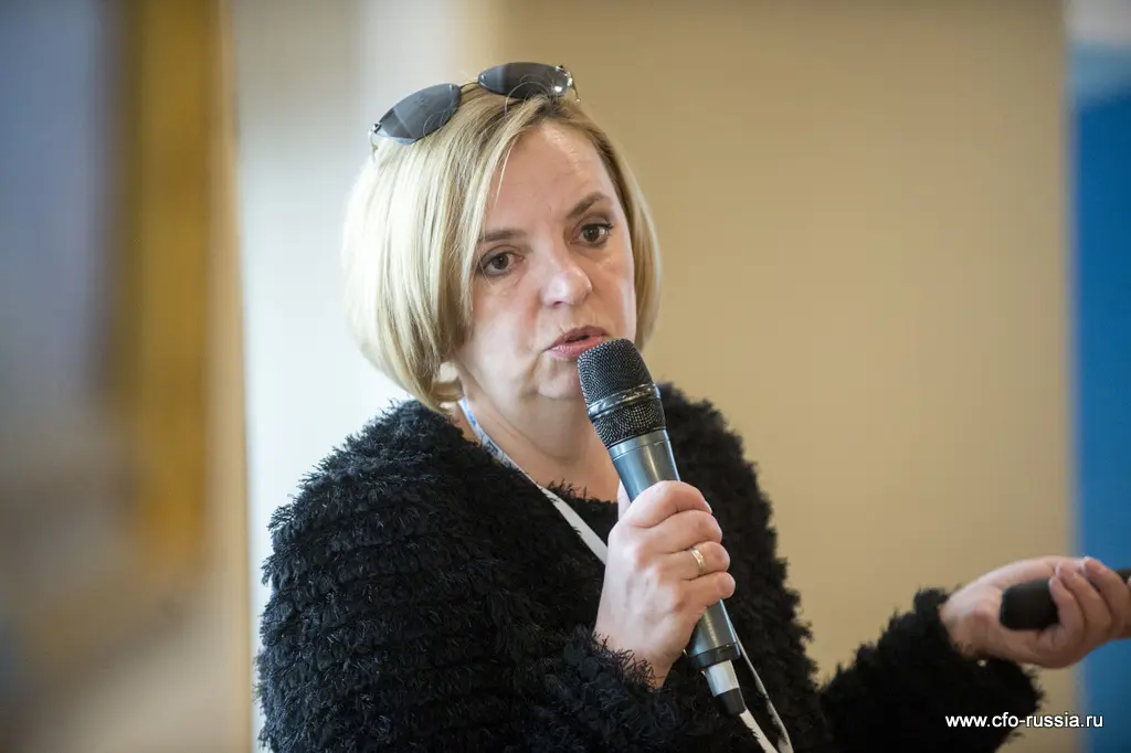 Елена Сазончик<br />
Руководитель департамента маркетинга<br />
ГК TELS  ART_8120.JPG