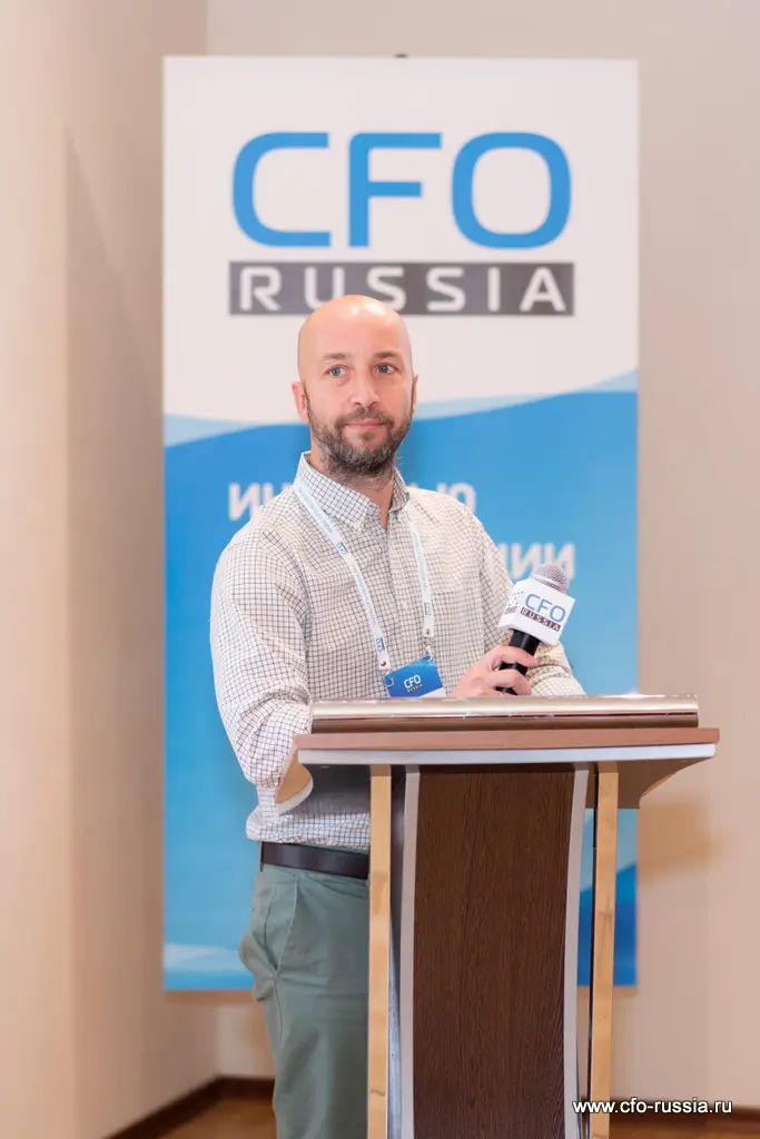 Алексей Баранов<br />
Руководитель проектного офиса «Фабрика платежей»<br />
Атомэнергопром NSA08721 Баранов.JPG