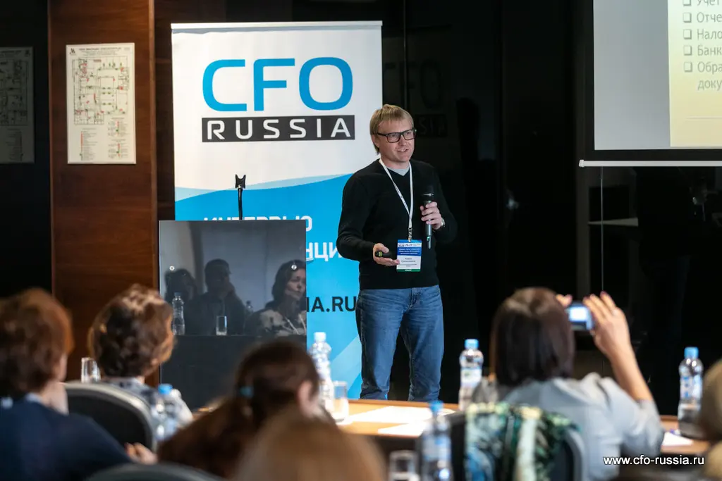 Роман Гречишников<br />
Начальник управления реализации проектов<br />
Центр сервисных решений, ЕВРАЗ Grechishnikov.jpg