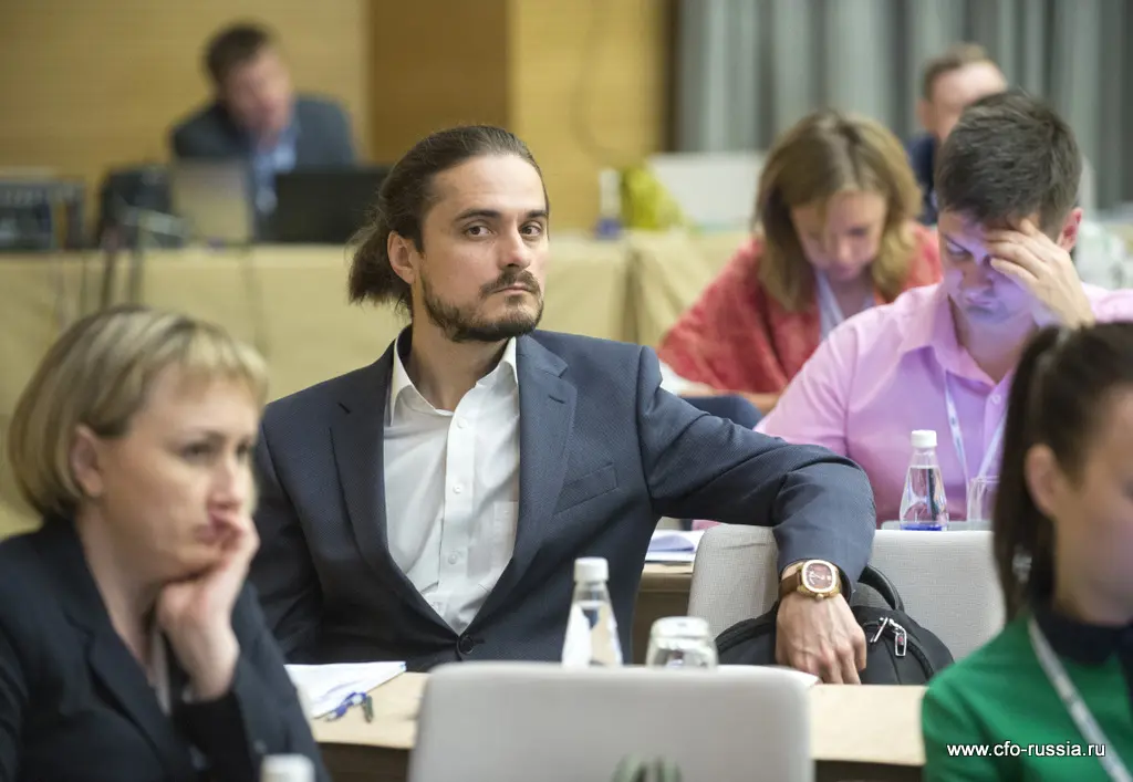 Павел Васильев<br />
Заместитель ИТ-директора<br />
Бургер Кинг Рус vasiliev7.JPG