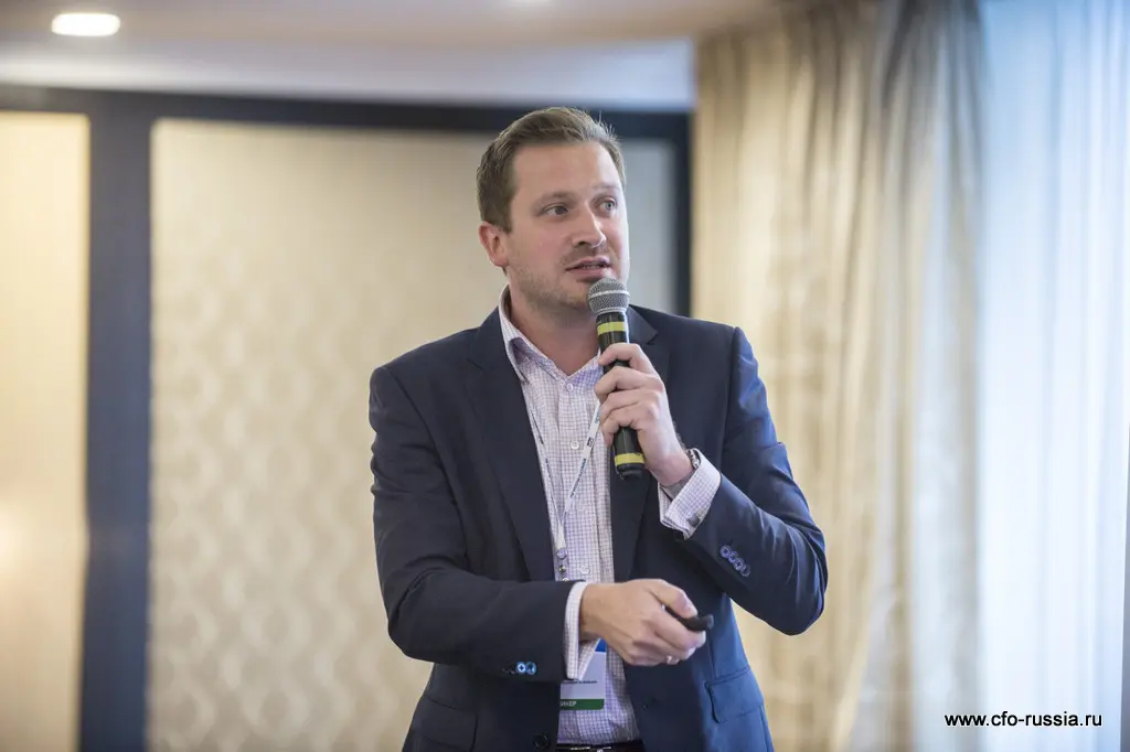 Павел Барило<br />
Заместитель финансового директора, финансовый контроллер<br />
Сибирская генерирующая компания ART_4020.JPG