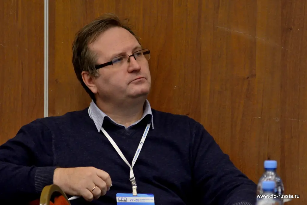 Владимир Соболев<br />
Начальник отделов планирования и анализа и технической поддержки пользователя<br />
Проктер энд Гэмбл 253.jpg