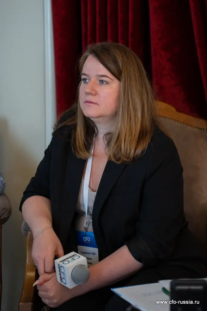 Олеся Кузина<br />
Руководитель центра правовой поддержки трудовых отношений дирекции по персоналу<br />
Магнит _NSA4304_Кузина.jpg